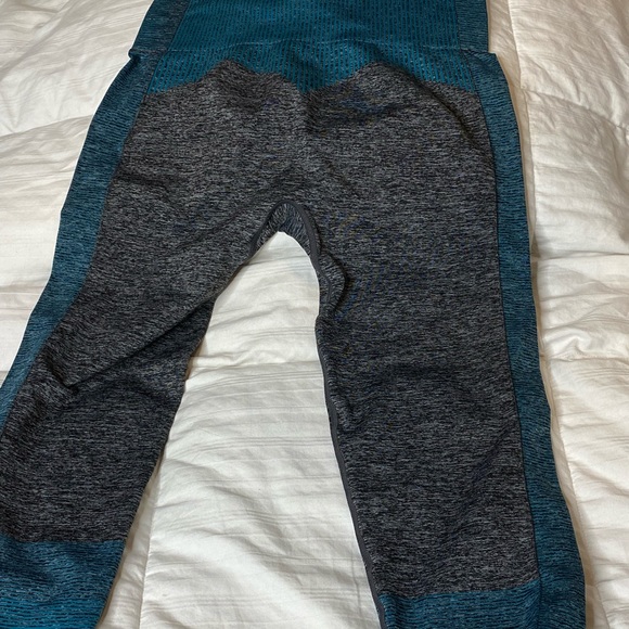 Gymshark legging - Picture 3 of 6